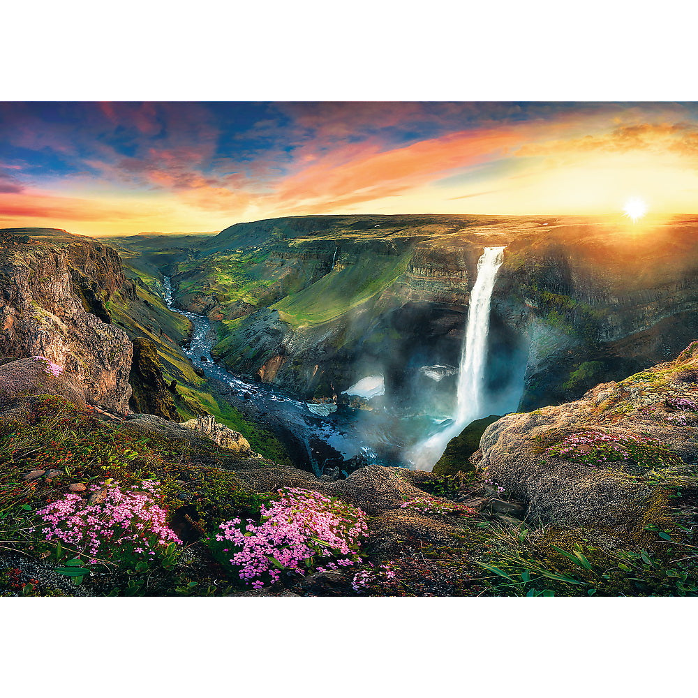 Puzzle trefl 2000 cascada haifoss isalnda