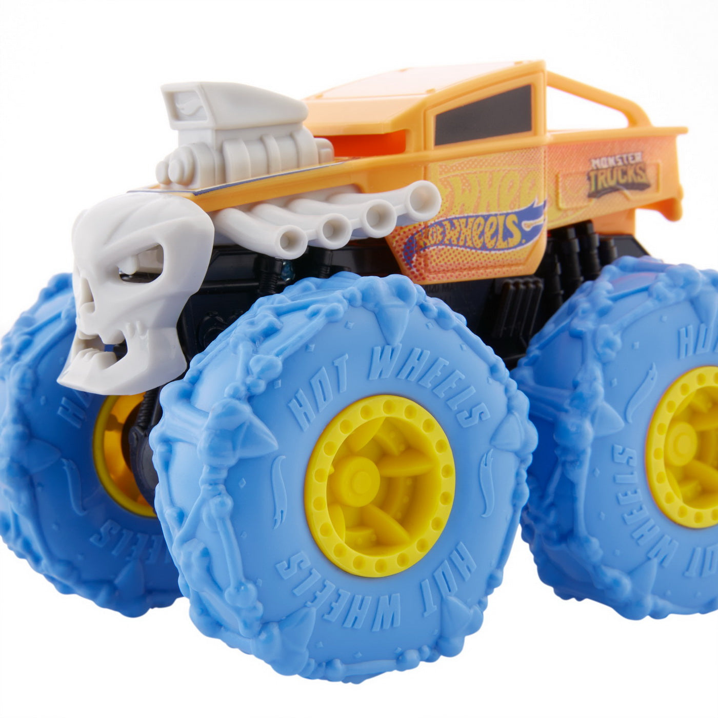 Hot wheels monster truck masinuta twister tredz bone shaker portocaliu scara 1:43