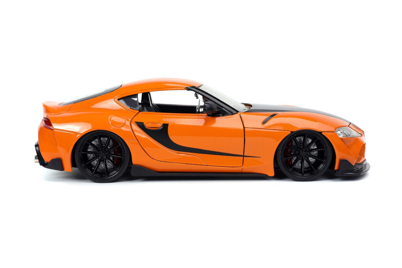 Fast and furious 2020 masinuta metalica toyota supra scara 1:24