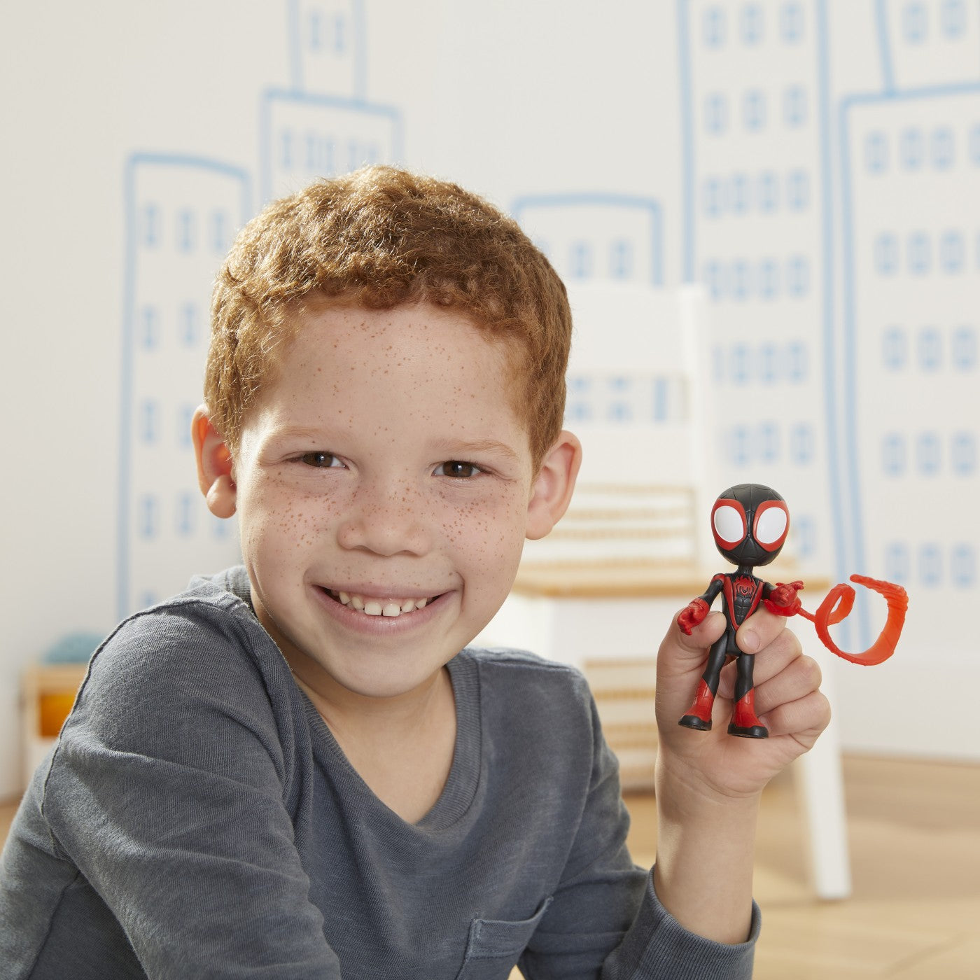 Spidey prietenii extraordinari figurina miles morales 10cm