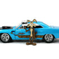 Looney tunes road runner set masinuta metalica  1970 plymouth scara 1:24 si figurina wile e coyote