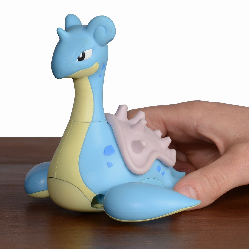 Pokemon figurina lapras mereu in miscare