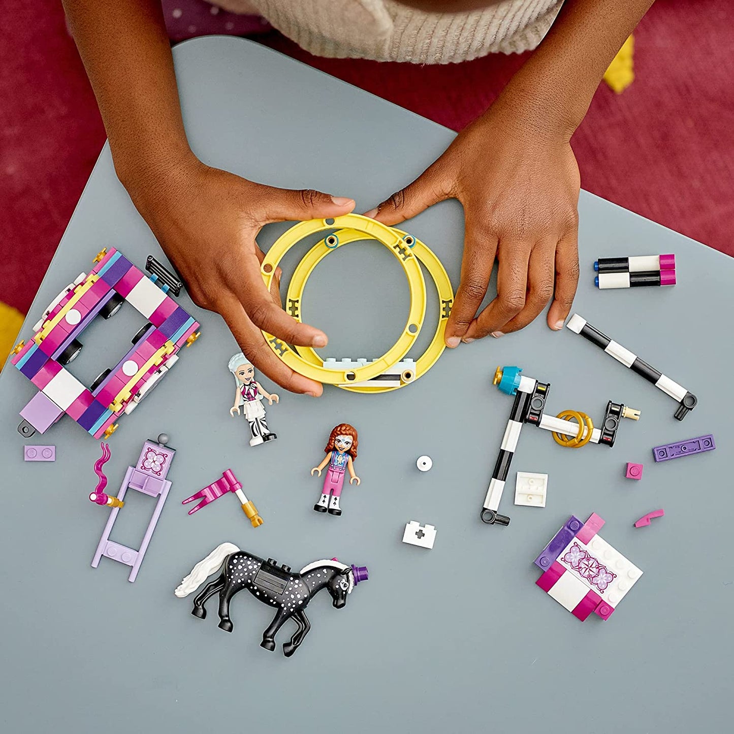 Lego friends acrobatii magice