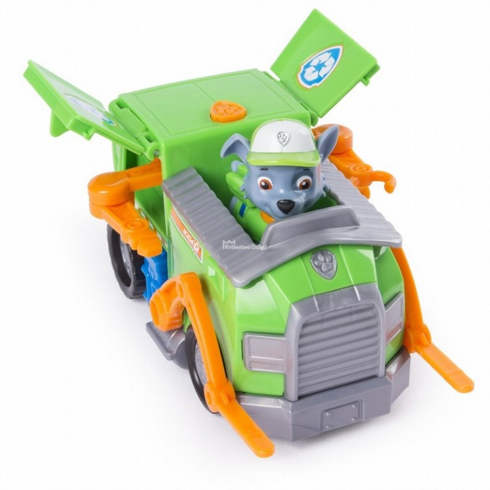 Figurina si autovehicul paw patrol remorcherul lui rocky