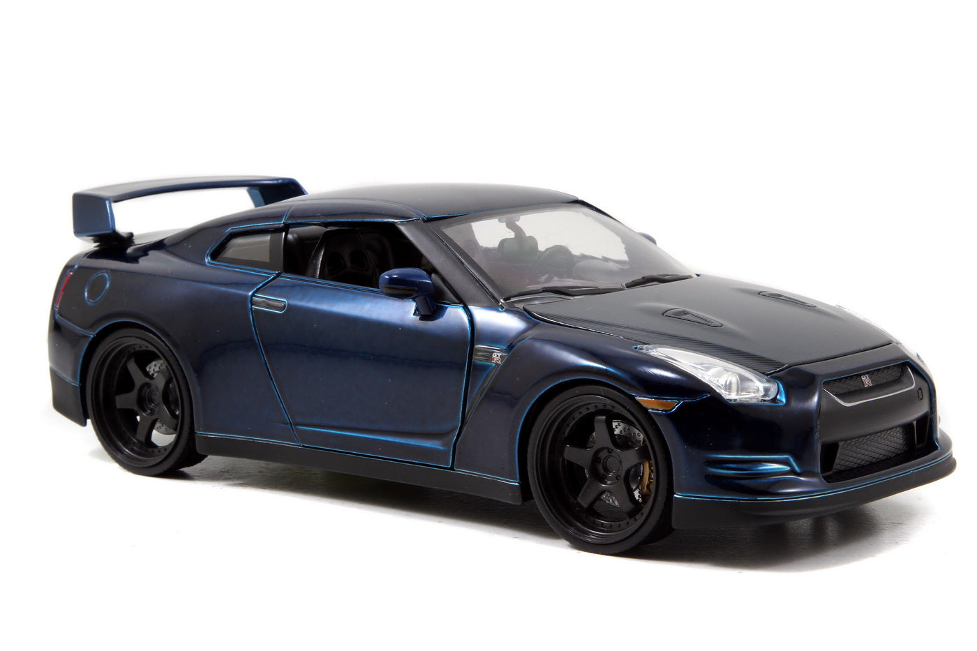 Masinuta metalica fast and furious 2009 nissan gt-r scara 1 la 24