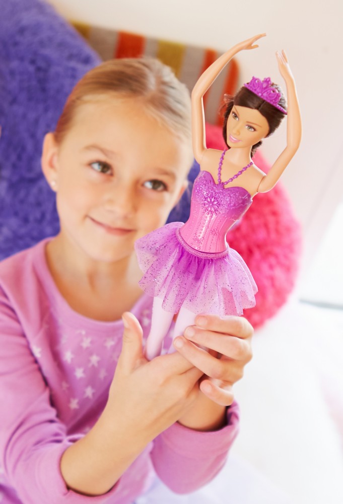 Papusa barbie balerina costum violet