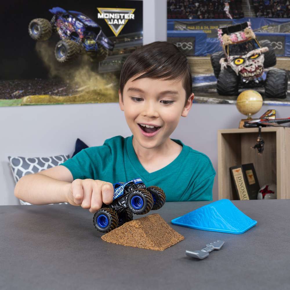 Monster jam set camioneta cu nisip blue thunder