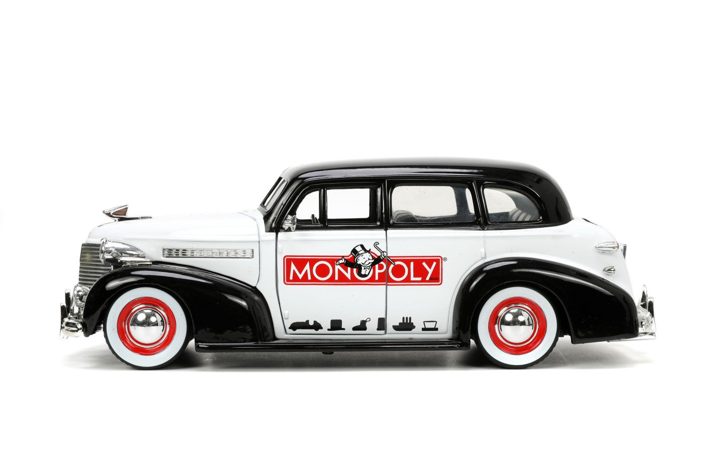 Jada set masinuta metalica chevrolet master deluxe 1939 scara 1:24 si figurina mr monopoly