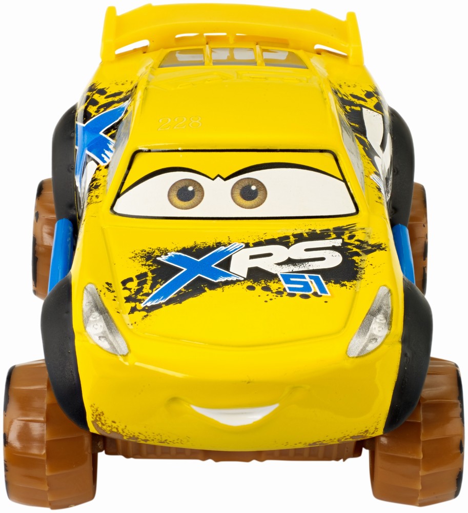 Cars xrs mud personaje principale cruz ramirez