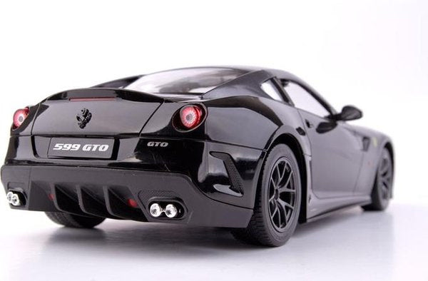 Masina cu telecomanda ferrari 599 gto neagra scara 1 la 14