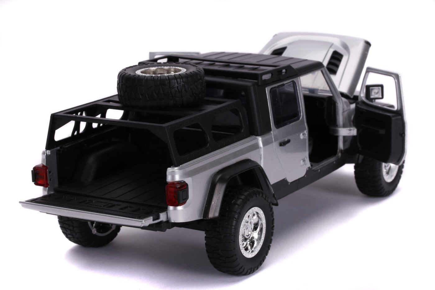 Fast and furious masinuta metalica jeep gladiator scara 1:24