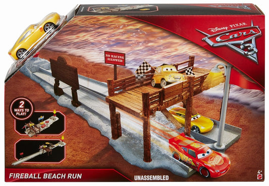 Cars 3 set de joaca cursa pe plaja